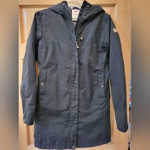 Fjallraven Kiruna women's padded parka